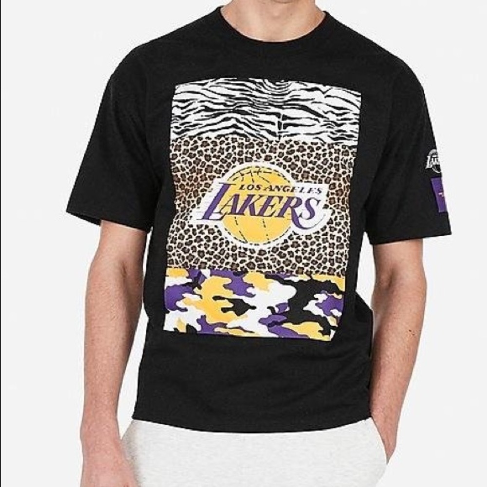 Los Angeles Lakers NBA Heavyweight Graphic T-Shirt